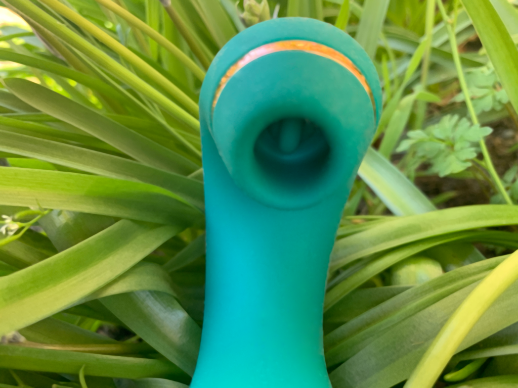 I love the Sohimi Clitoral Sucking Vibrator so much. This Sohimi vibrator is the bomb. It sucks, licks, pulses, AND vibrates. There's a lot to love about this toy. 