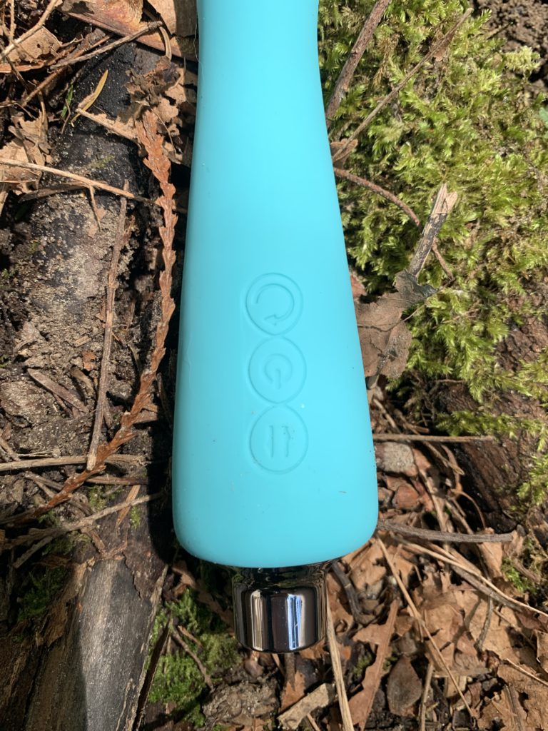 The inya pump and vibe has a little tube where you connect one of the two cups to the toy to use the pump function.